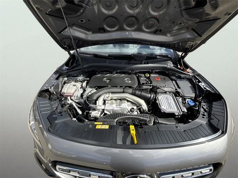 New 2026 Mercedes-Benz GLA 250 4MATIC image 25