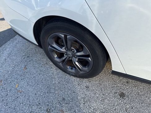 Certified 2023 Honda Accord EX image 14