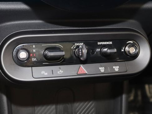 Used 2025 MINI Cooper S image 29