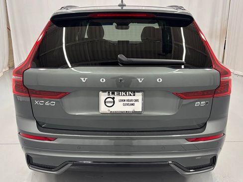 New 2026 Volvo XC60 B5 Ultra w/ Climate Package image 7