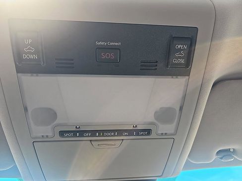 Used 2014 Lexus LS 460 w/ Comfort Package RWD image 29
