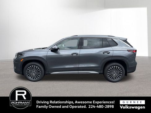 New 2025 Volkswagen Tiguan S image 6