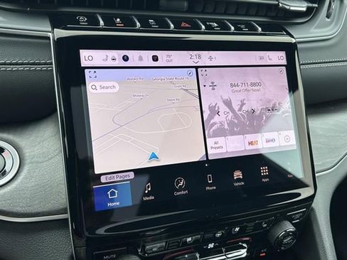 New 2025 Jeep Grand Cherokee L Limited w/ Luxury Tech Group II image 11