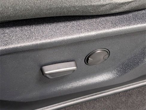 Used 2024 Ford F150 XLT image 11