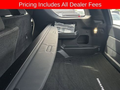 Used 2025 Toyota 4Runner SR5 AWD/4WD image 11