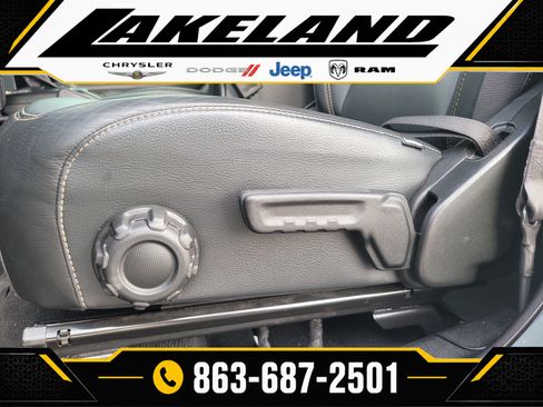 Used 2025 Jeep Wrangler Unlimited Sport AWD/4WD image 17