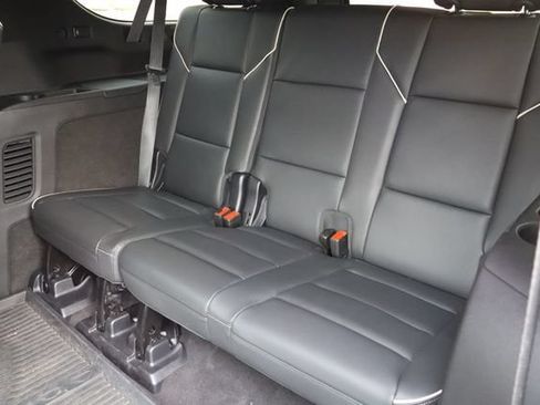Used 2023 Cadillac Escalade ESV Premium Luxury w/ LPO, Floor Liner Package AWD/4WD image 7