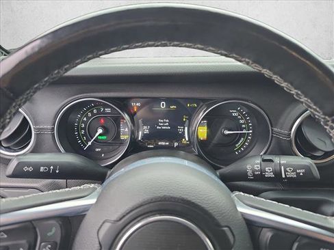 Used 2022 Jeep Wrangler Unlimited Rubicon 4xe w/ Cold Weather Group AWD/4WD image 20