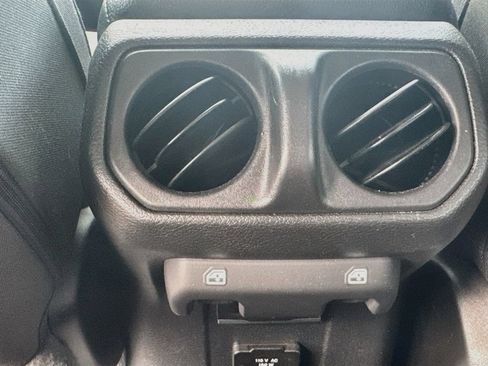 Certified 2023 Jeep Wrangler Unlimited Rubicon 4xe w/ Cold Weather Group AWD/4WD image 29