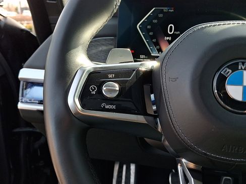 Used 2024 BMW 740i xDrive xDrive image 21