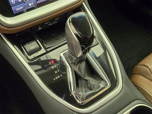 Used 2020 Subaru Outback Touring XT image 33