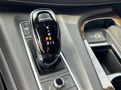 Used 2023 Cadillac Escalade ESV Premium Luxury Platinum w/ LPO, Radiant Package image 28