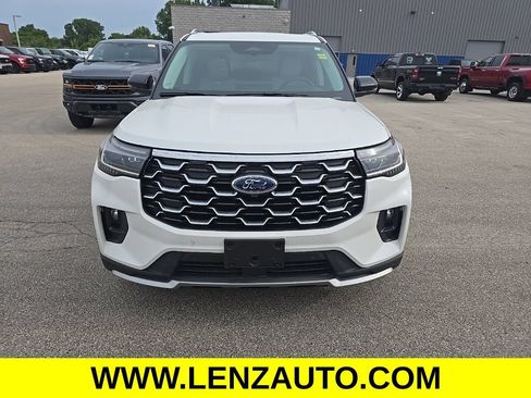 Used 2025 Ford Explorer Platinum w/ LUX Leather Package AWD/4WD image 2
