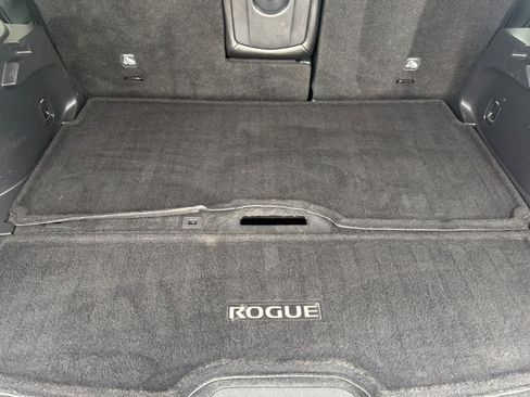 Used 2018 Nissan Rogue SL AWD/4WD image 15