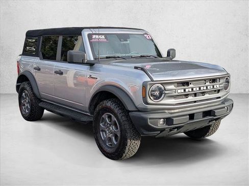 Used 2023 Ford Bronco Big Bend AWD/4WD image 3