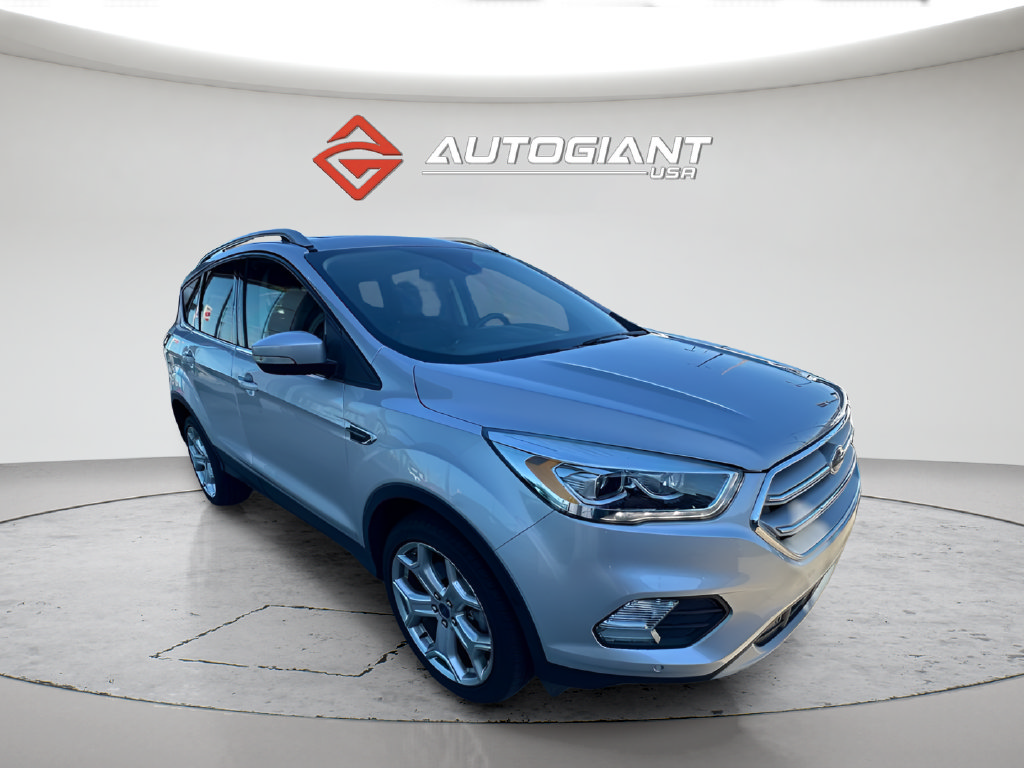 Used 2019 Ford Escape Titanium AWD/4WD image 4