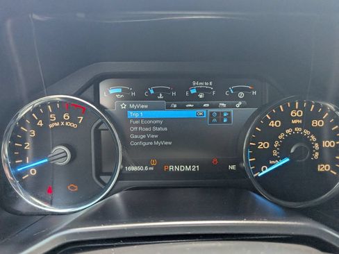 Used 2016 Ford F150 Lariat w/ Equipment Group 502A Luxury RWD image 15