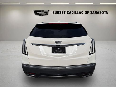 Certified 2022 Cadillac XT5 Sportv w/ Technology Package image 4