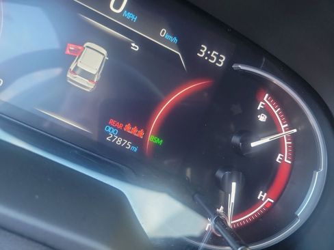 Certified 2025 Toyota RAV4 XLE image 33