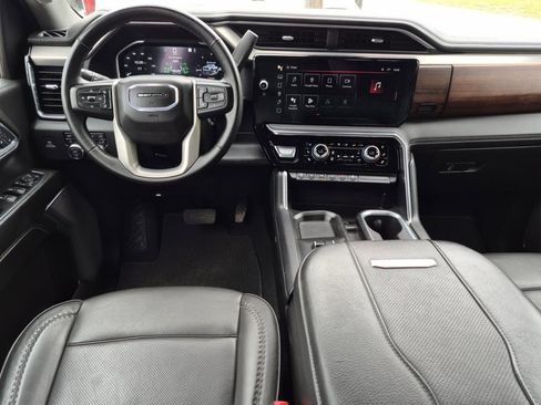 Certified 2024 GMC Sierra 3500 Denali w/ Denali Reserve Package image 15