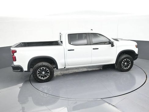 Used 2024 Chevrolet Silverado 1500 ZR2 w/ Technology Package AWD/4WD image 68