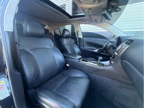 Used 2009 Lexus IS 250 AWD image 4