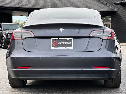 Used 2018 Tesla Model 3 Long Range image 6