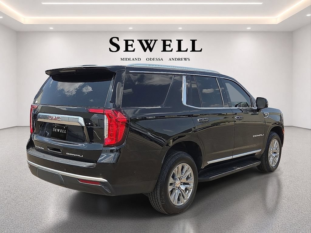 Used 2024 GMC Yukon Denali w/ Advanced Technology Package RWD image 4