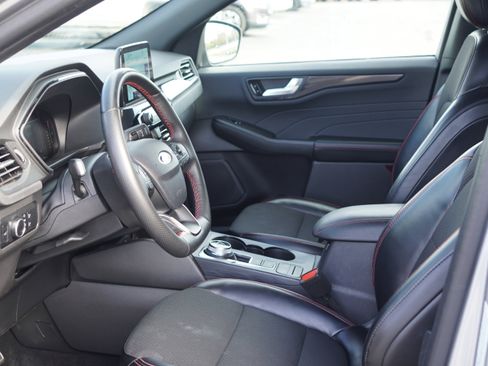 Used 2024 Ford Escape ST-Line image 27