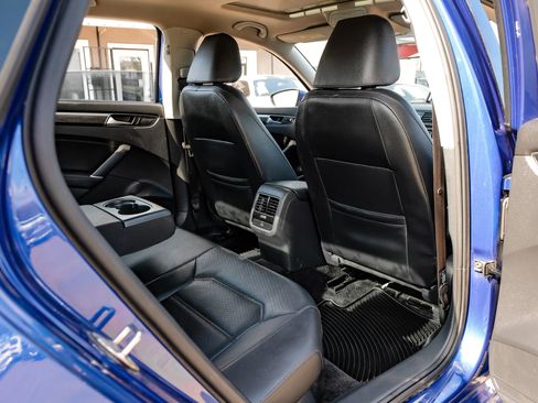 Used 2016 Volkswagen Passat 1.8T SE image 41