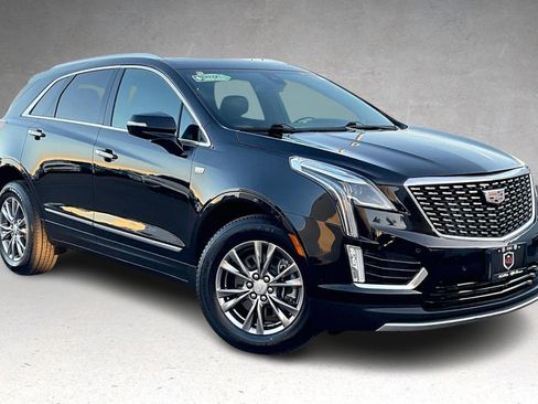 Used 2023 Cadillac XT5 Premium Luxury image 2