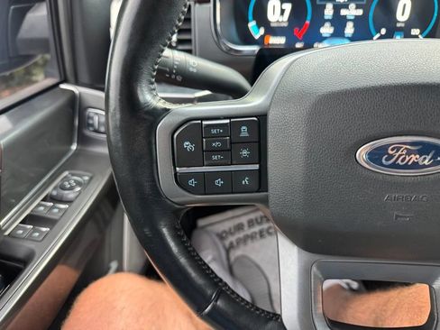Used 2021 Ford F150 Lariat w/ Equipment Group 502A High AWD/4WD image 22