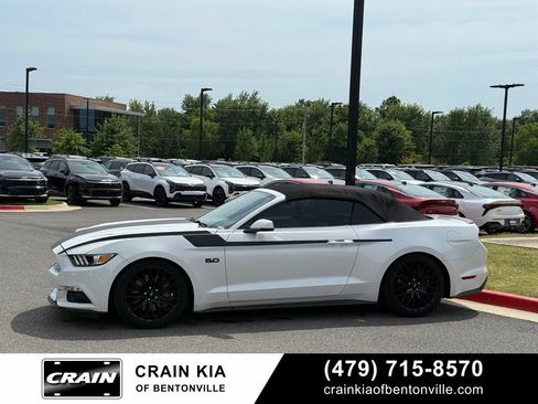 Used 2017 Ford Mustang GT Premium w/ Equipment Group 401A RWD image 12
