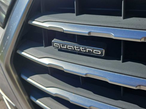 Used 2018 Audi Q7 3.0T Prestige w/ Prestige Package image 3