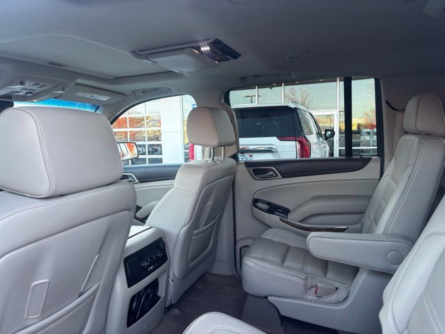 Used 2016 GMC Yukon XL Denali w/ Open Road Package AWD/4WD image 8