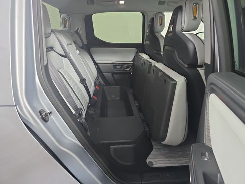Used 2023 Rivian R1T Adventure AWD/4WD image 24
