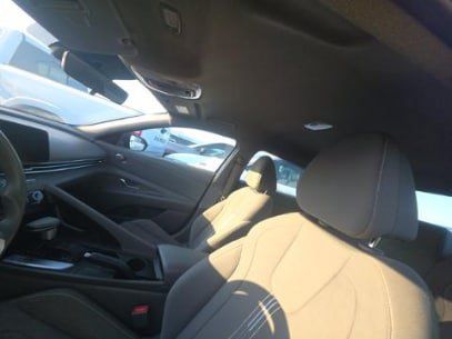 Used 2024 Hyundai Elantra SEL FWD image 14