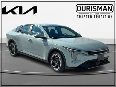 New 2025 Kia K4 EX