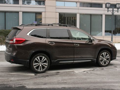 Used 2019 Subaru Ascent Touring w/ Popular Package #2 image 7