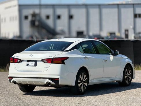 Used 2020 Nissan Altima 2.5 SV AWD/4WD image 9