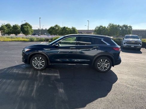Used 2025 INFINITI QX50 Luxe AWD/4WD image 2