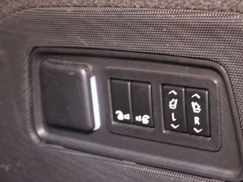 Used 2021 Cadillac Escalade Sport image 20