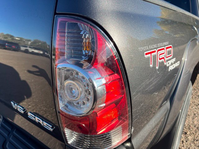 Used 2010 Toyota Tacoma 4x4 Access Cab V6 image 9