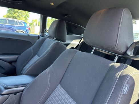 Used 2020 Dodge Challenger SXT RWD image 16