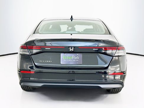 Used 2025 Honda Accord SE image 7