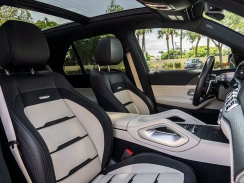 Used 2024 Mercedes-Benz GLE 53 AMG 4MATIC image 25