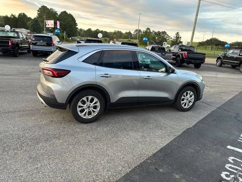Used 2024 Ford Escape Active FWD image 39
