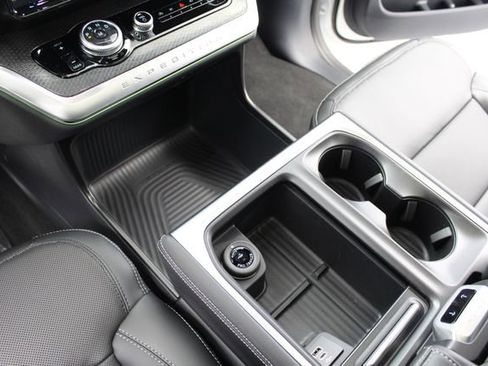 New 2026 Ford Expedition Max Platinum AWD/4WD image 24