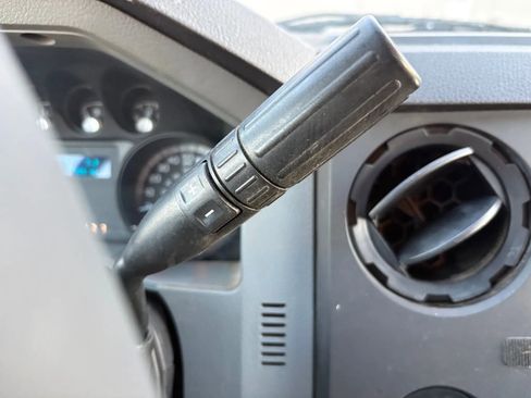 Used 2013 Ford F350 XL w/ Camper Pkg image 15