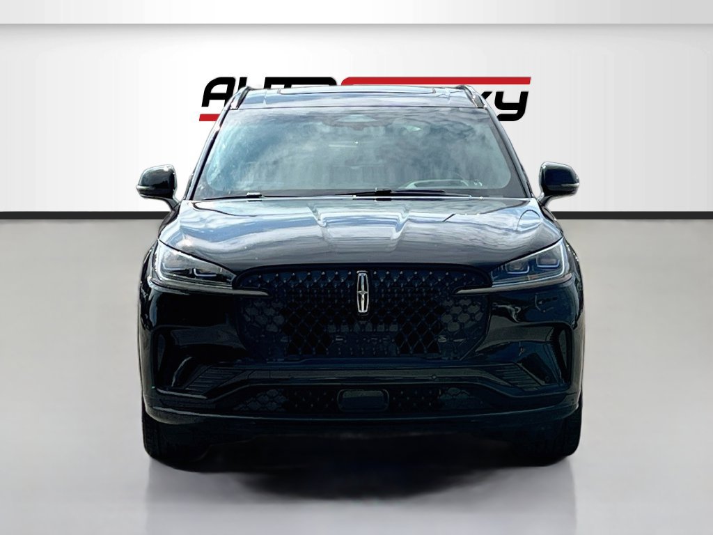 Used 2025 Lincoln Aviator Black Label w/ Jet Appearance Package AWD/4WD image 2